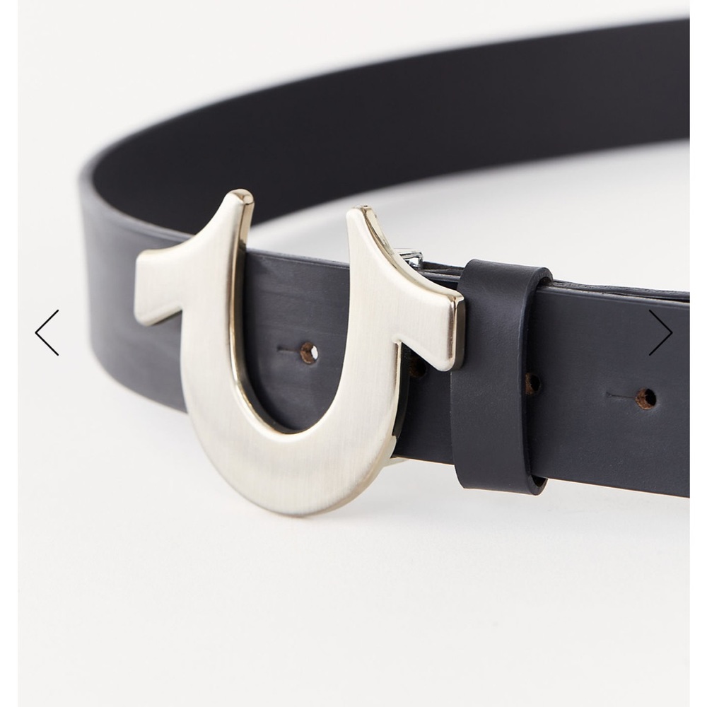 True Religion Leather Horseshoe Belt
